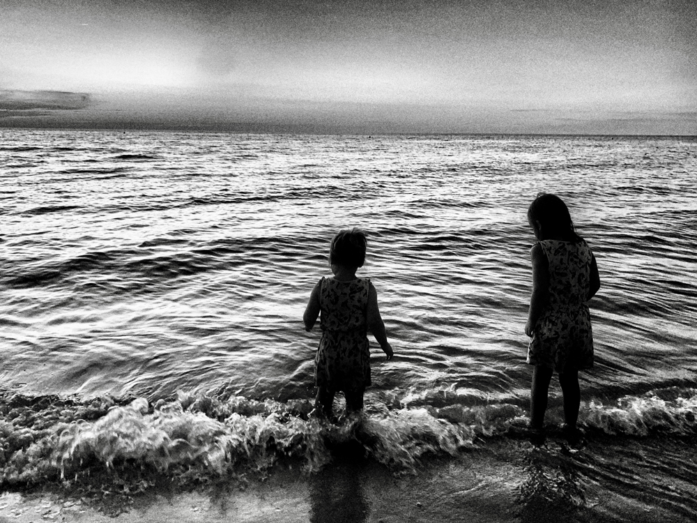 Mary Nero. Shoreline with Children.