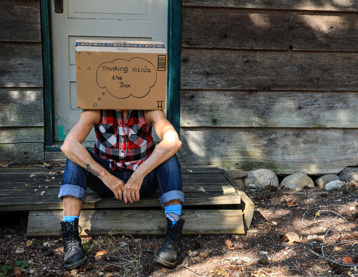 25-11-November-LB.jpg-box