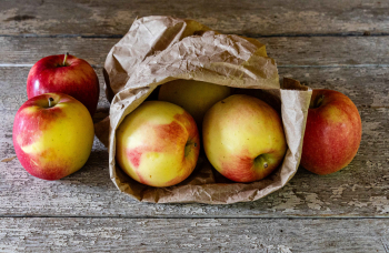 25-30-October-LB.jpg-apple