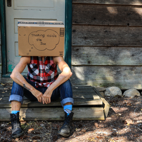 25-11-November-LB.jpg-box